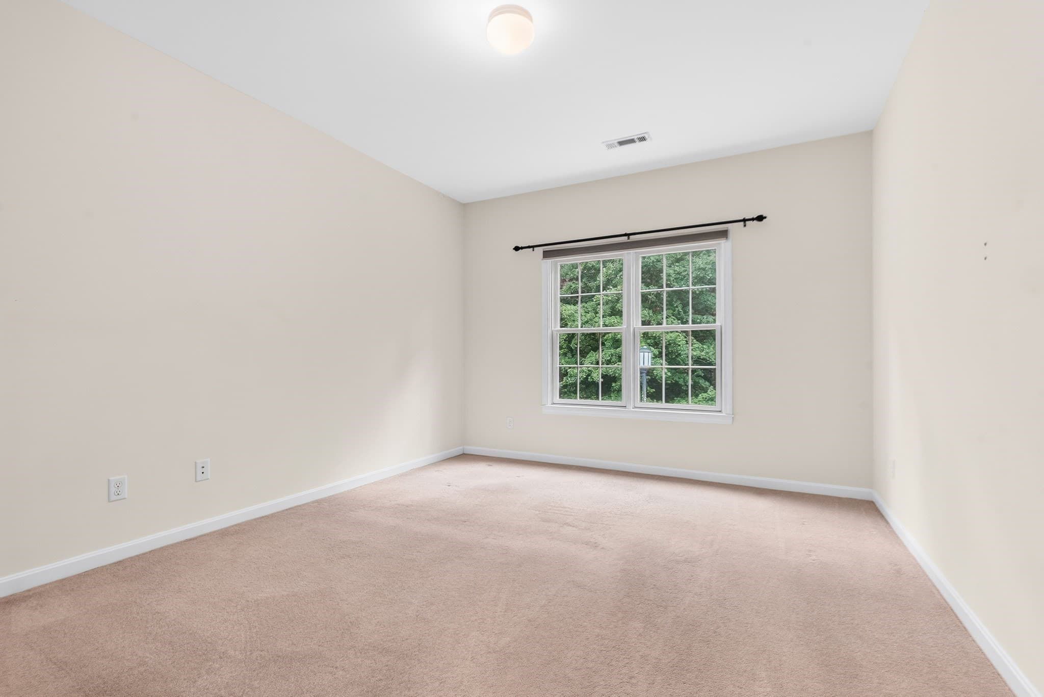 Condominium at 631 East St # M202, Mansfield MA 02048, Mansfield, photo 22 of 35