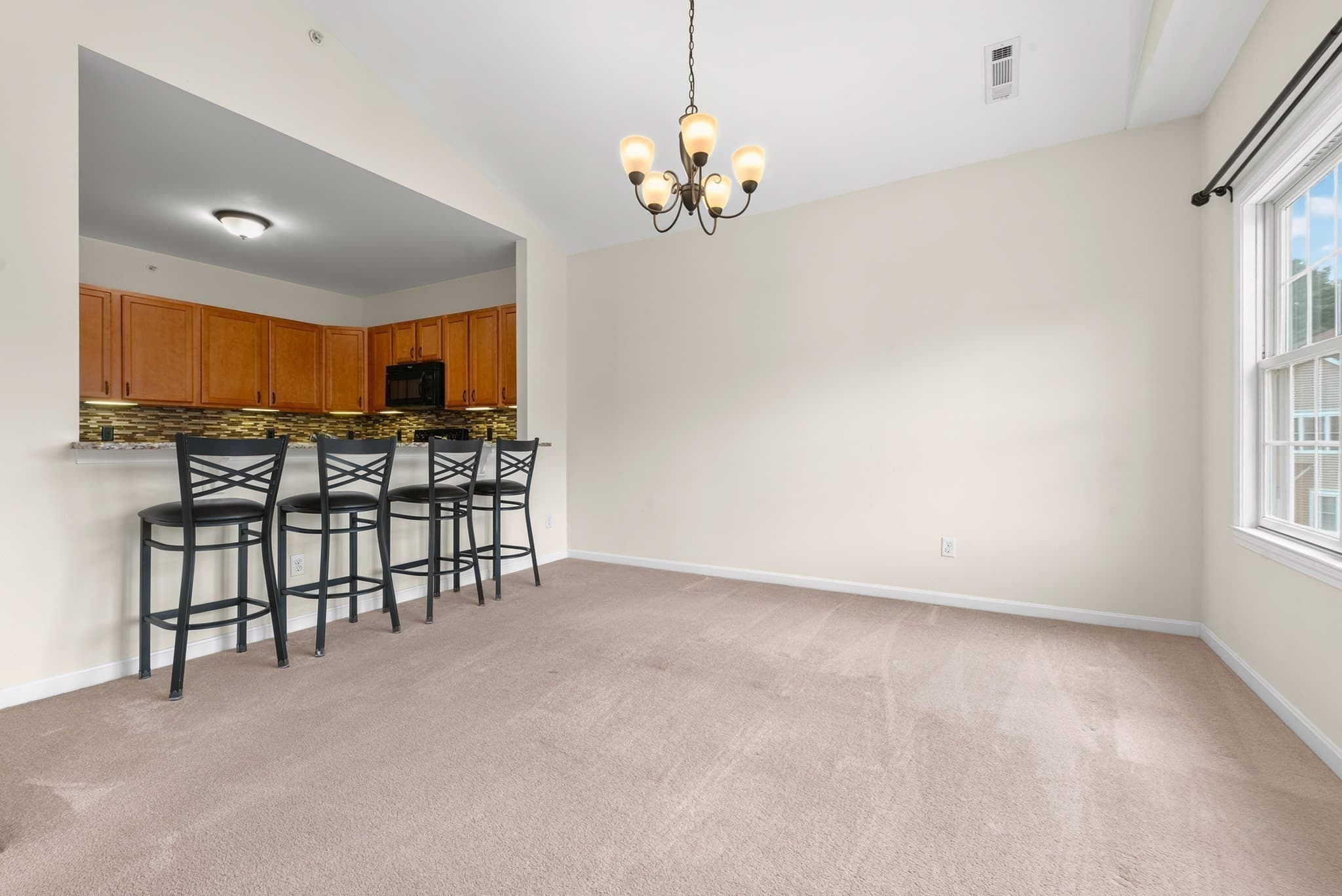 Condominium at 631 East St # M202, Mansfield MA 02048, Mansfield, photo 9 of 35