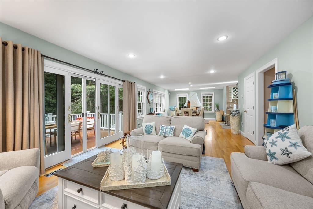 10 Lawton Lane, Barnstable MA 02668 photo 13