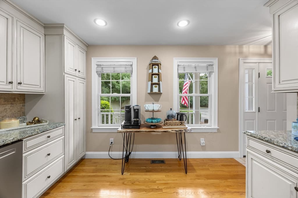 10 Lawton Lane, Barnstable MA 02668 photo 7