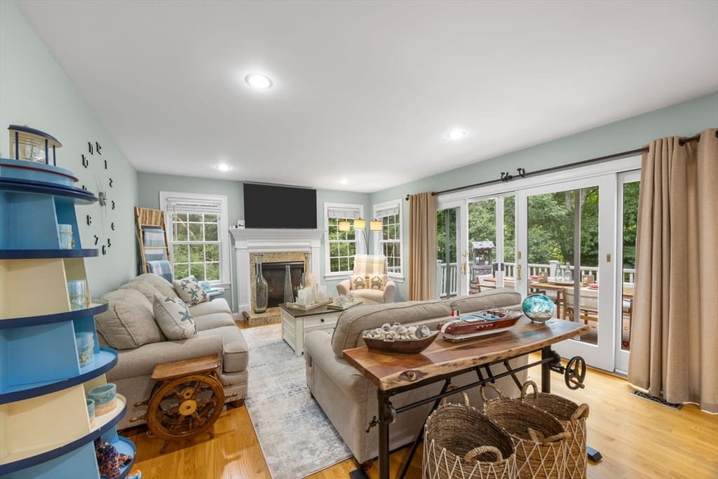 10 Lawton Lane, Barnstable MA 02668 photo 11
