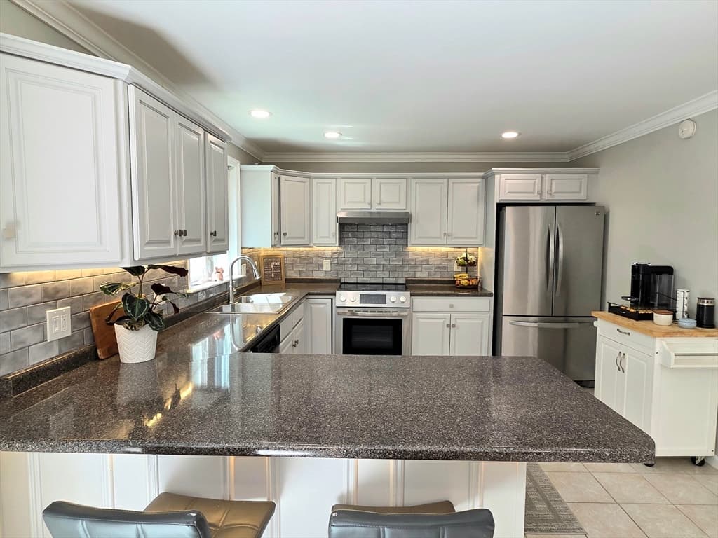 183 Arthur Street, Framingham MA 01702 photo 7