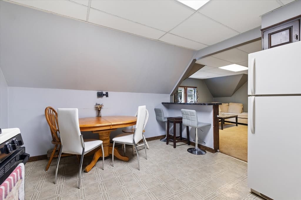 215 S Main St, Orange MA 01364 photo 36