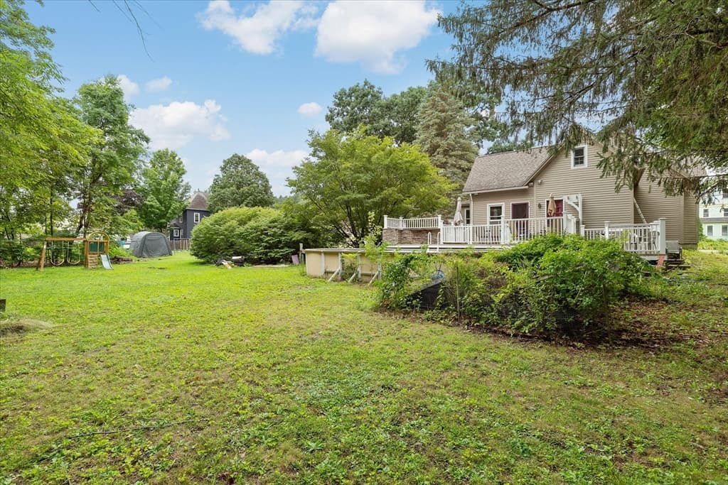 215 S Main St, Orange MA 01364 photo 8