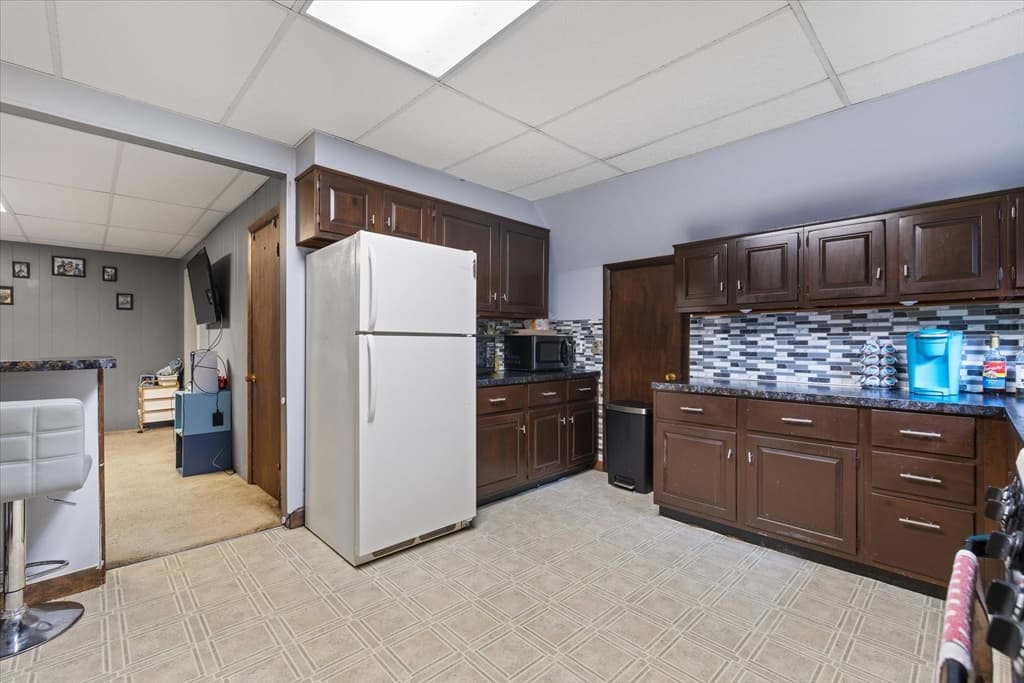 215 S Main St, Orange MA 01364 photo 36