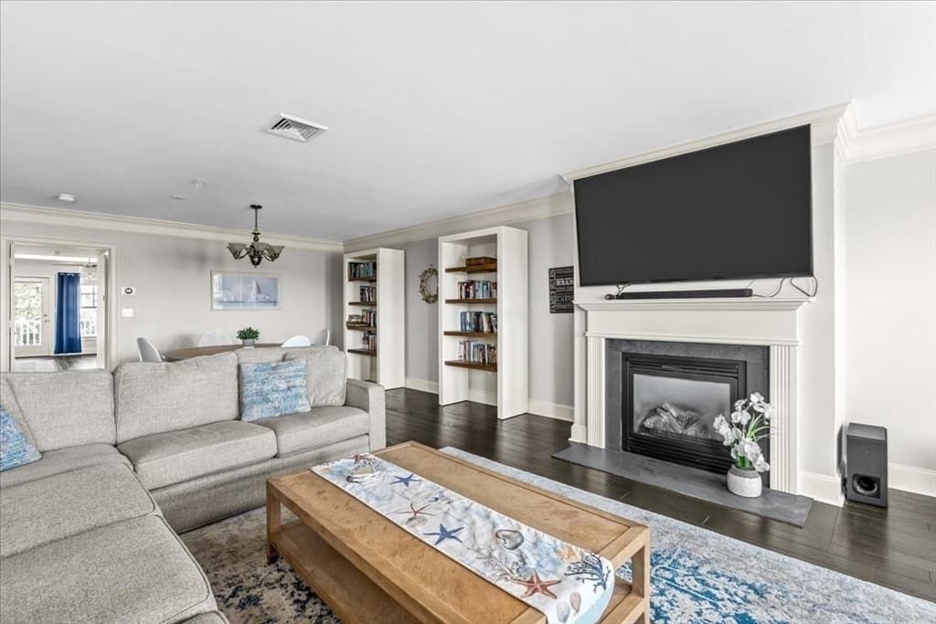 15 Park Ave # 302, Hull MA 02045 photo 7