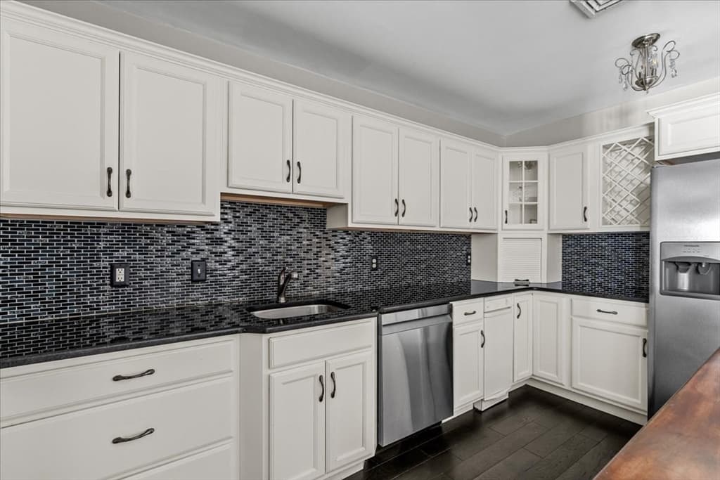 15 Park Ave # 302, Hull MA 02045 photo 10