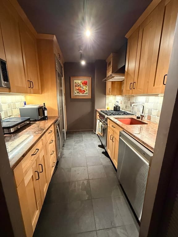 77 Pond Ave # 509, Brookline MA 02445 photo 5