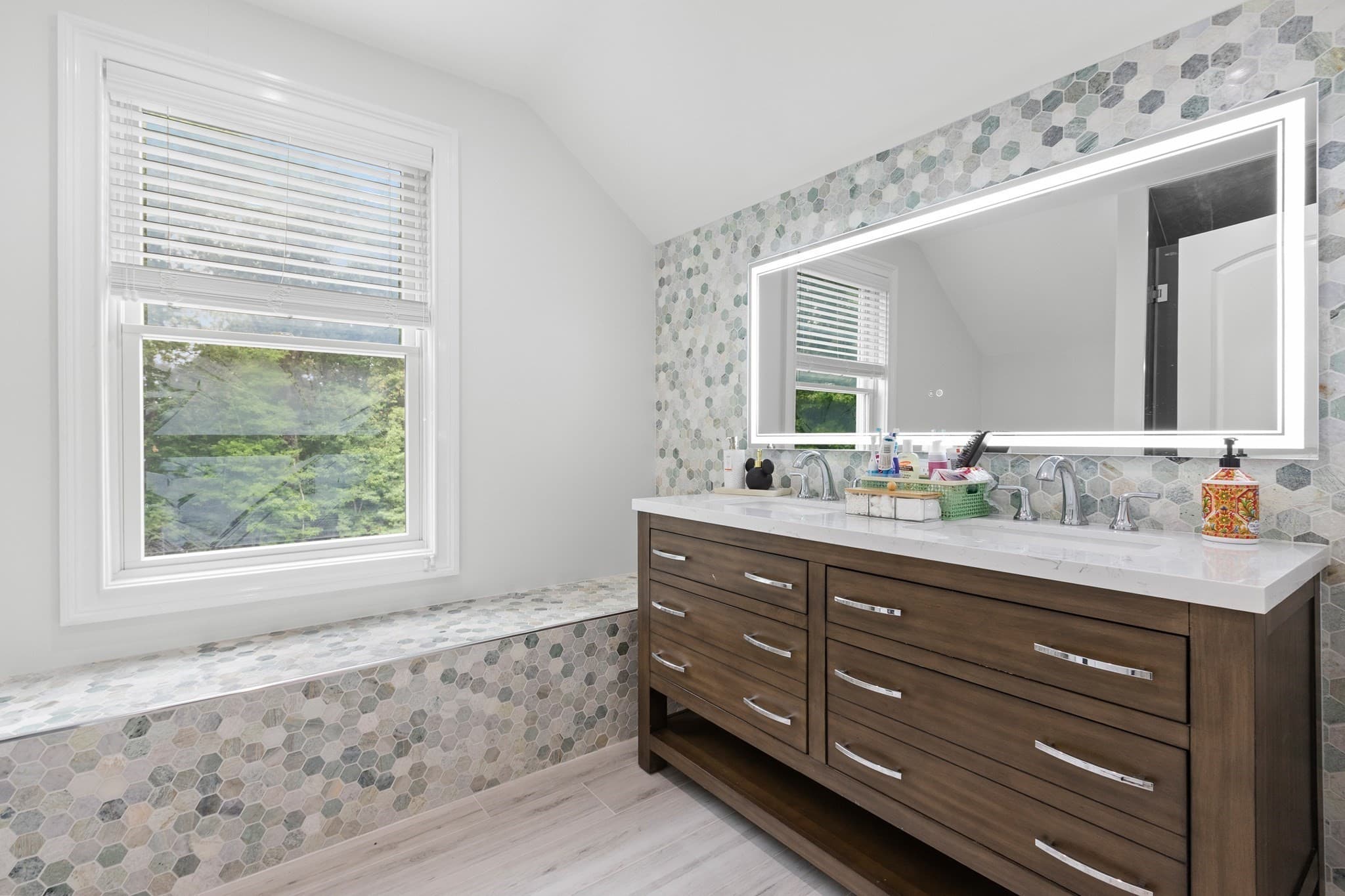 Single Family Residence at 20 Lisa Ln, Georgetown MA 01833, photo 32 of 42