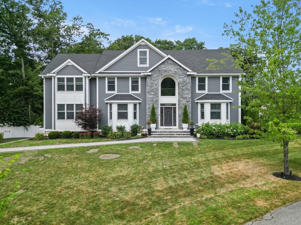 20 Lisa Ln, Georgetown MA 01833