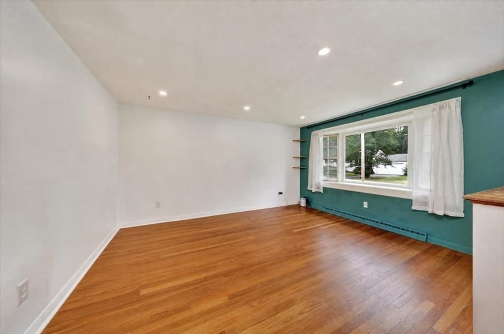 472 Summer St, Abington MA 02351 photo 5