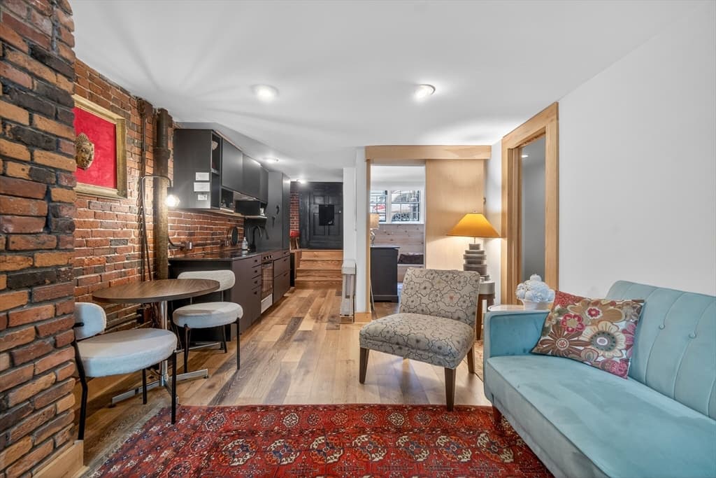 17 Grove Street # 1, Boston MA 02114 photo 8