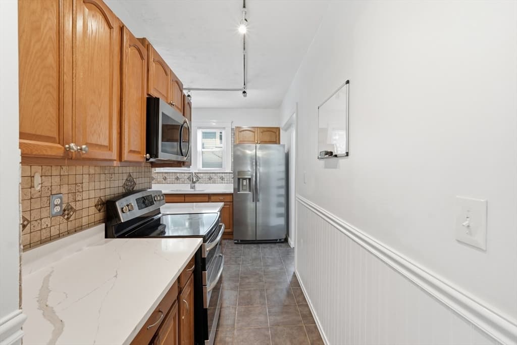 14 Saint Elmo Rd, Worcester MA 01602 photo 10