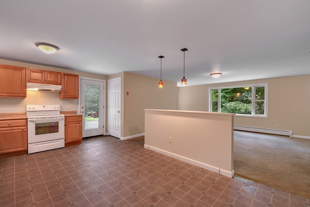 125 Drew Blvd, Orange MA 01364 photo 5