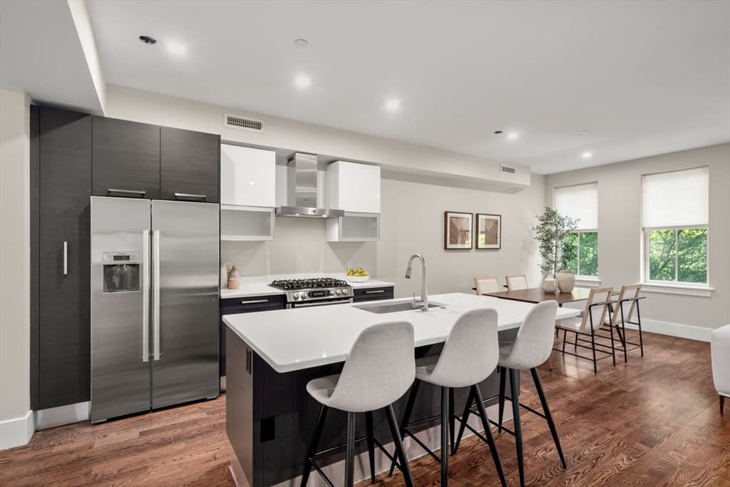 10 St George Street # 103, Boston MA 02118 photo 4