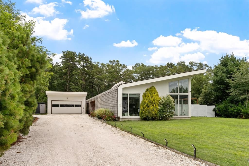 3 Maxwell Lane, Sandwich MA 02563