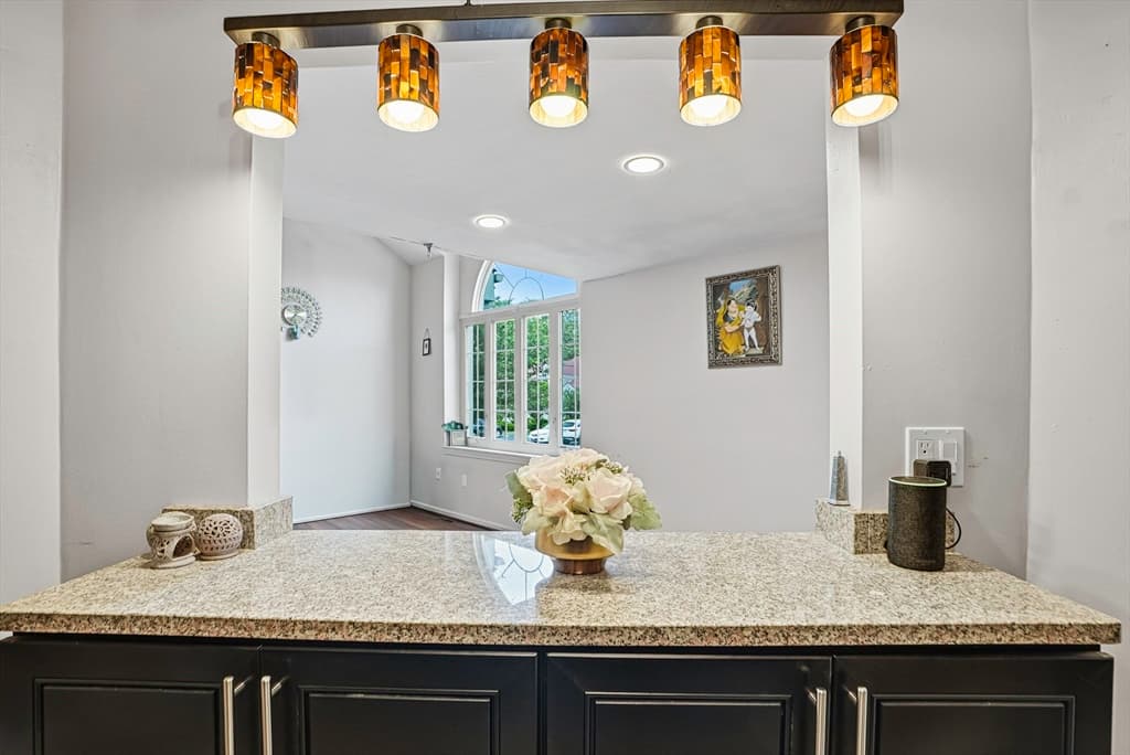 237 South St # 6, Shrewsbury MA 01545 photo 9