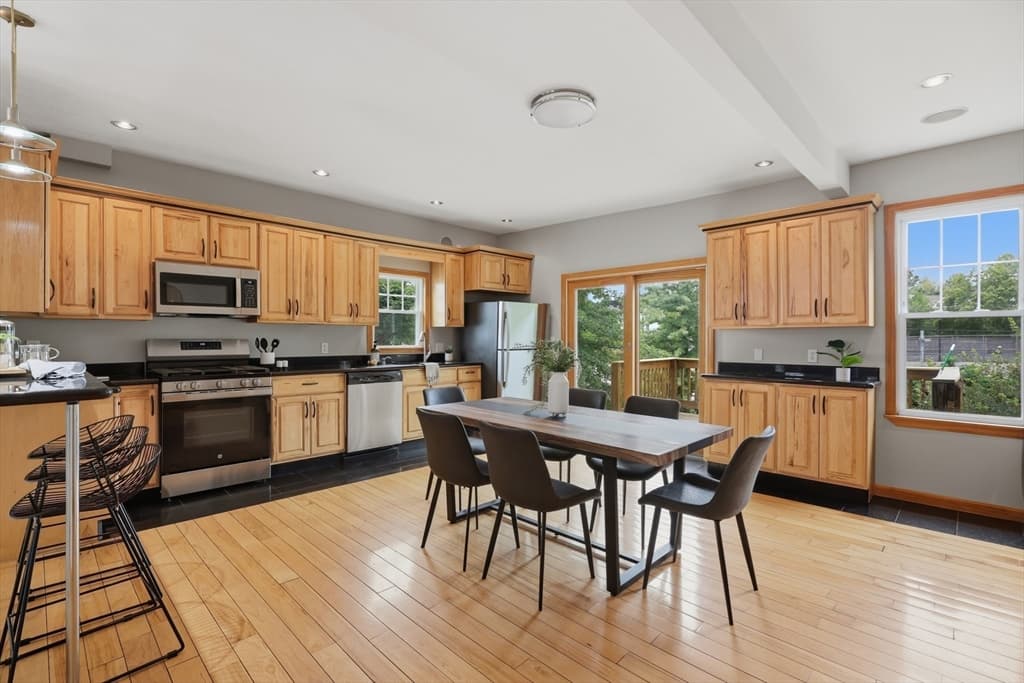 54 Vernon Street # 54, Somerville MA 02145 photo 7
