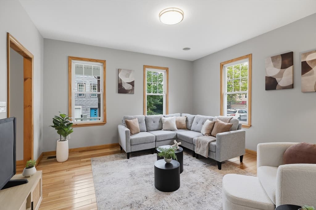 54 Vernon Street # 54, Somerville MA 02145 photo 3