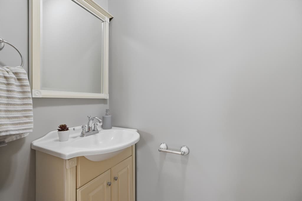 54 Vernon Street # 54, Somerville MA 02145 photo 11