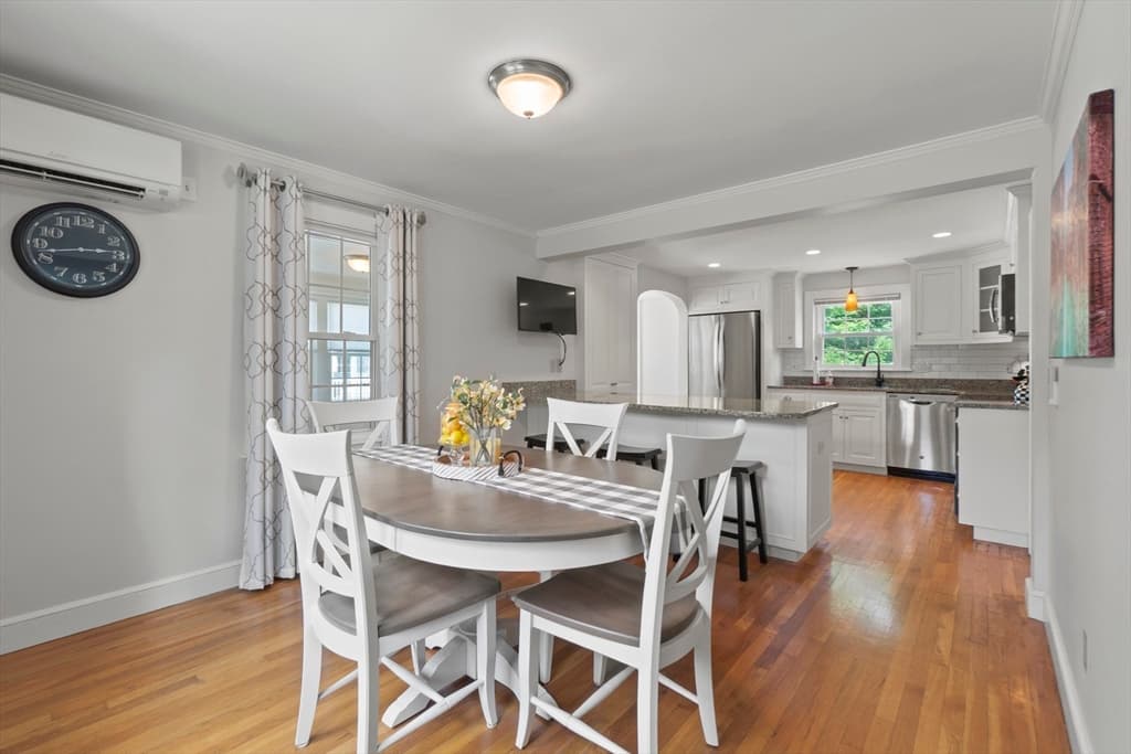 277 Vernon Street, Wakefield MA 01880 photo 8