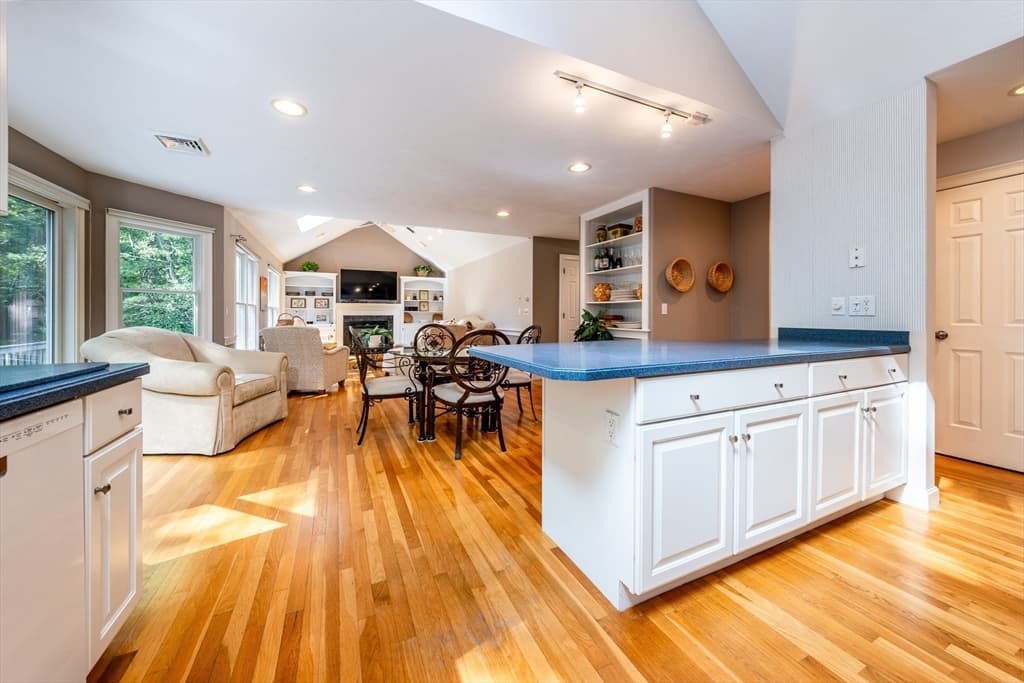51 Falling Leaf Ln, Barnstable MA 02655 photo 10