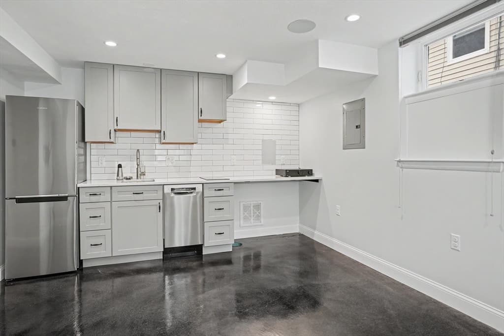43 Harrison Street, Somerville MA 02143 photo 23