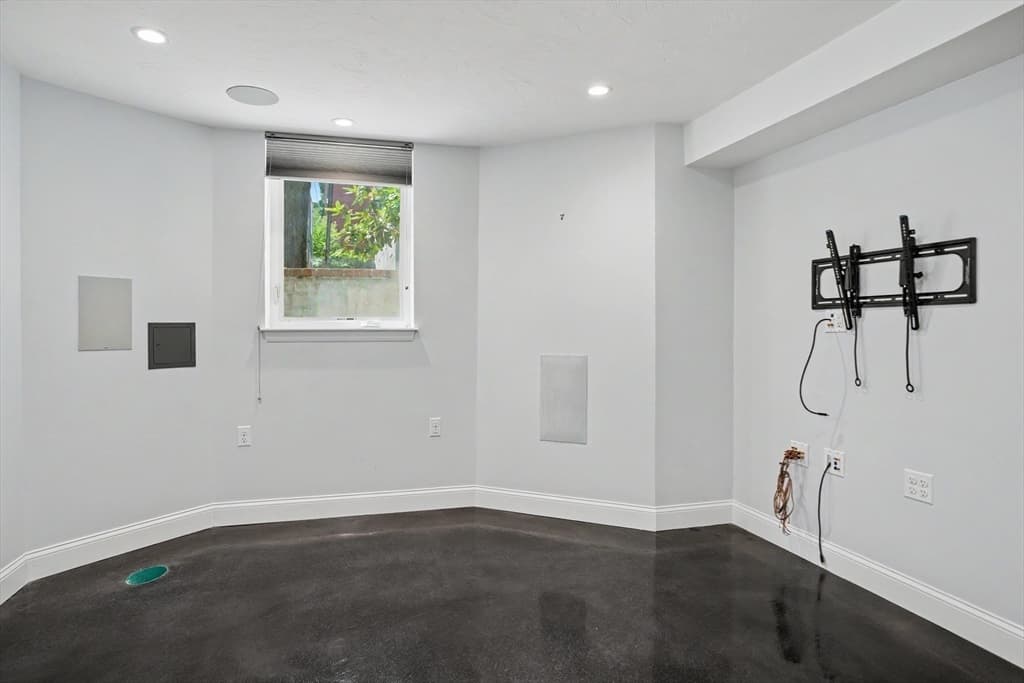 43 Harrison Street, Somerville MA 02143 photo 26