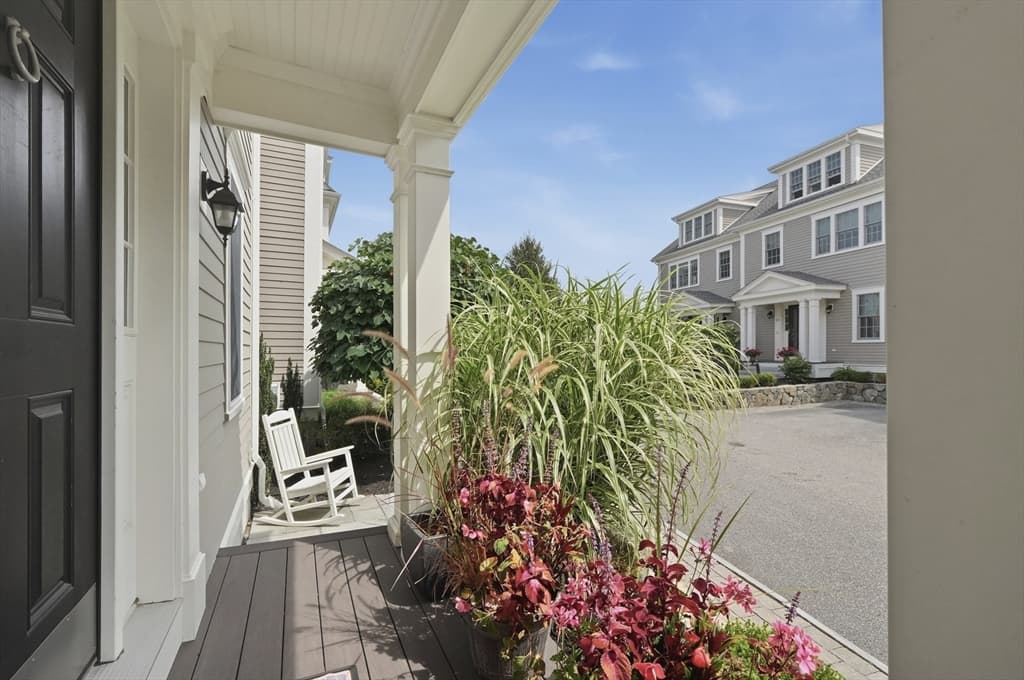 10 James Ln # 10, Cohasset MA 02025 photo 2