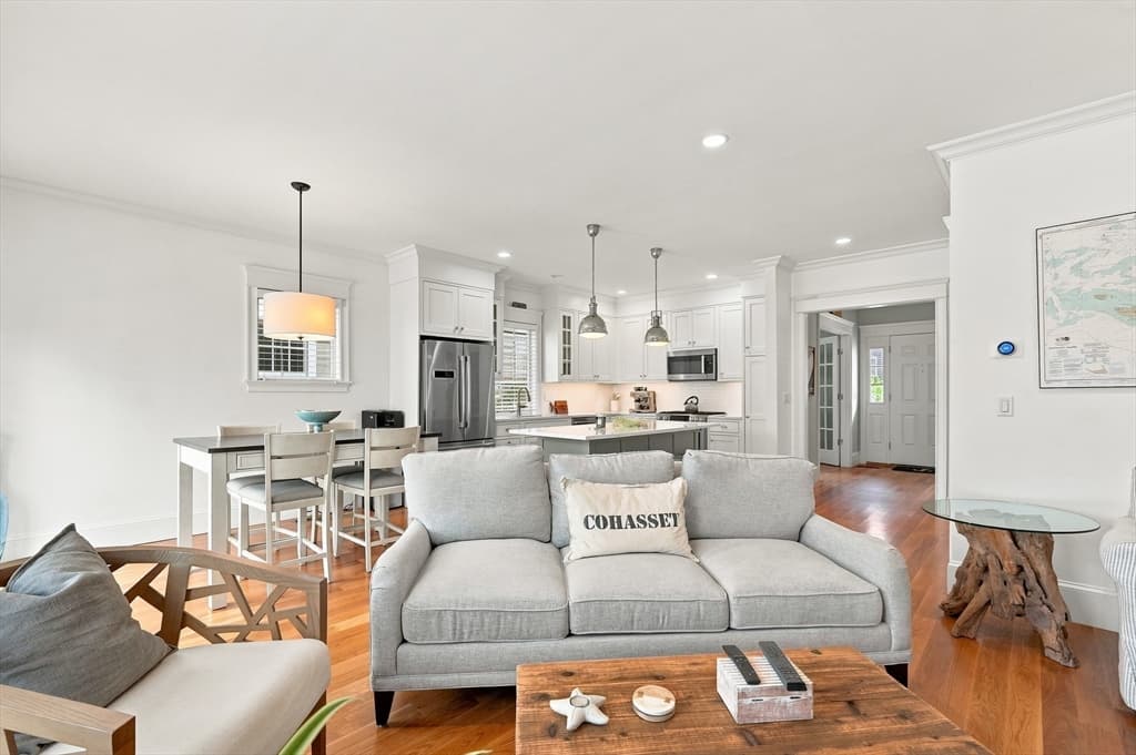 10 James Ln # 10, Cohasset MA 02025 photo 8