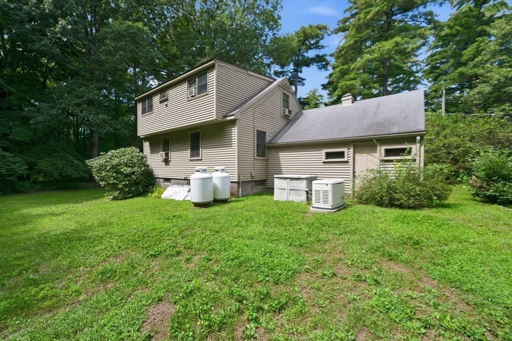 44 Cottage Rd, Enfield CT 06082 photo 33