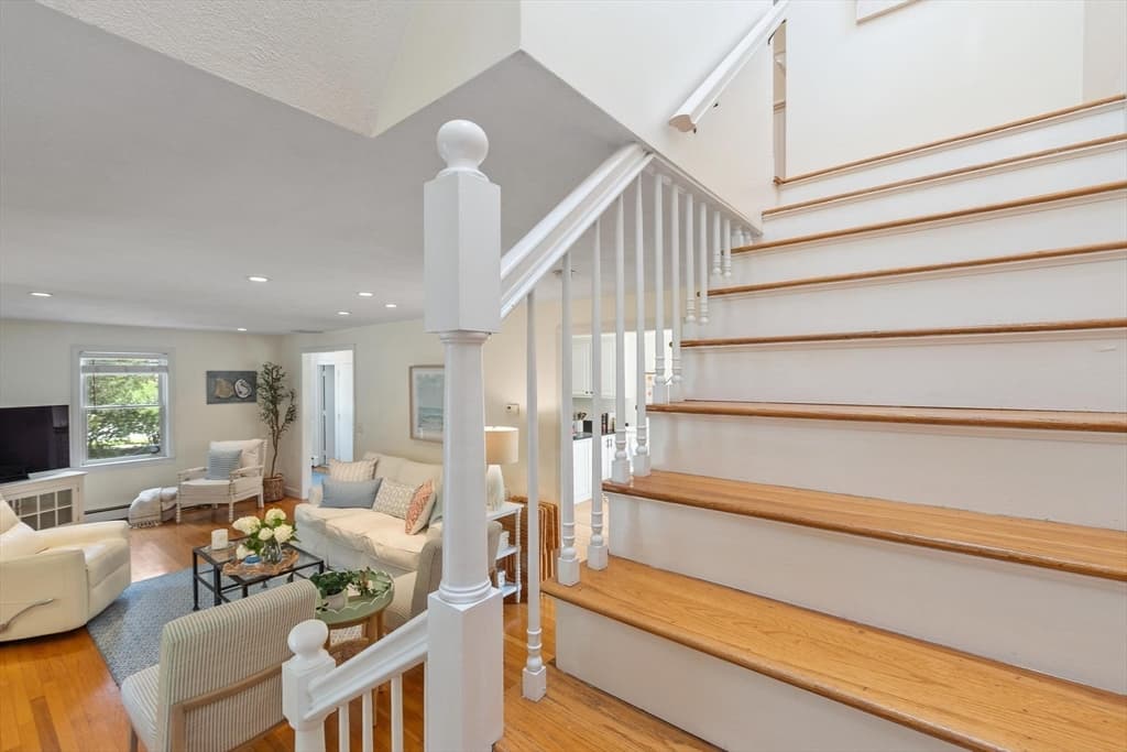 82 Pine Street, Newton MA 02465 photo 10
