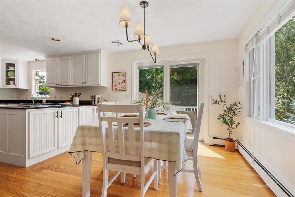 82 Pine Street, Newton MA 02465 photo 18