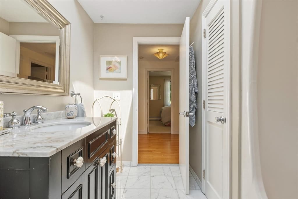82 Pine Street, Newton MA 02465 photo 35
