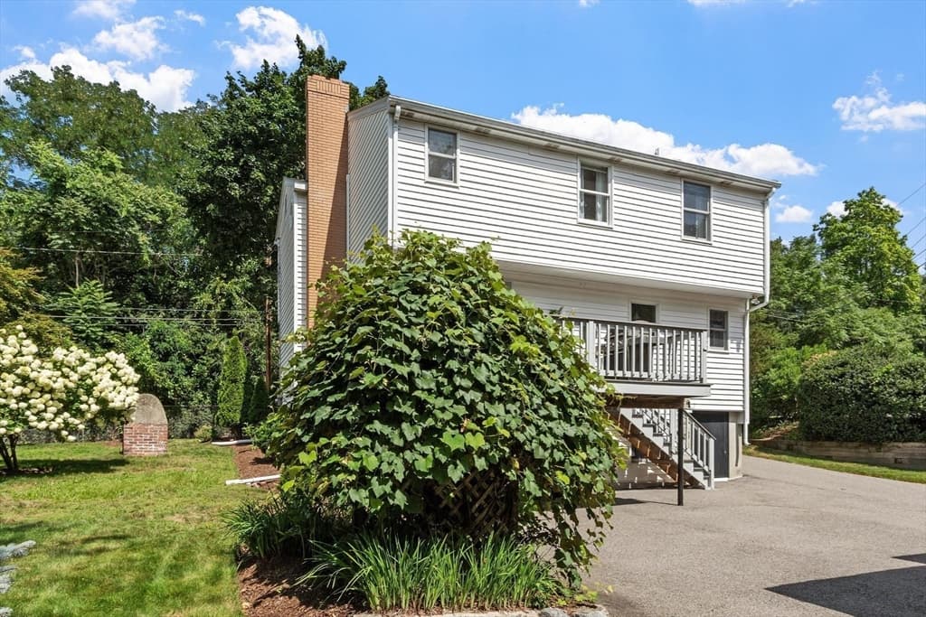 82 Pine Street, Newton MA 02465 photo 4