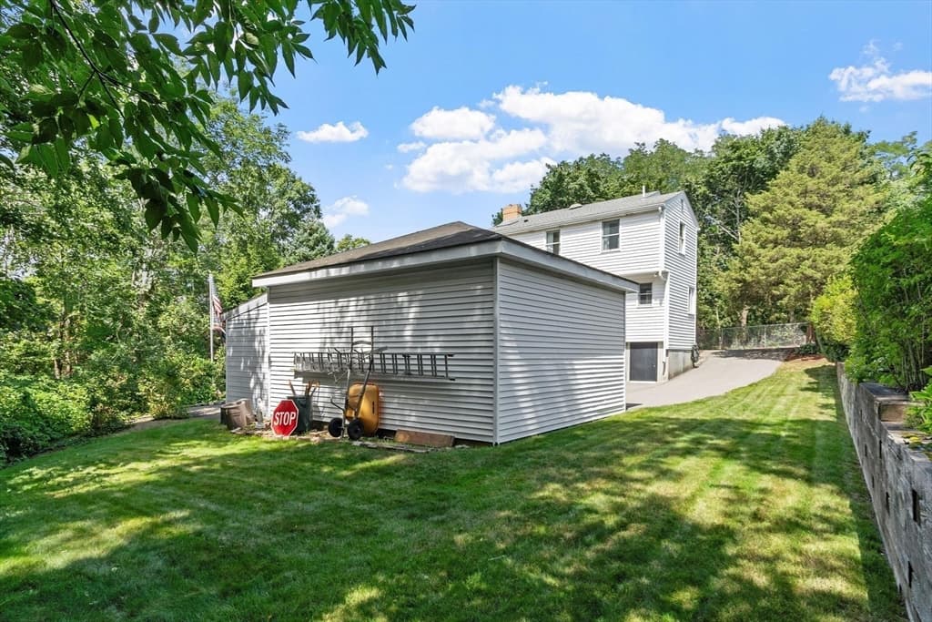 82 Pine Street, Newton MA 02465 photo 8