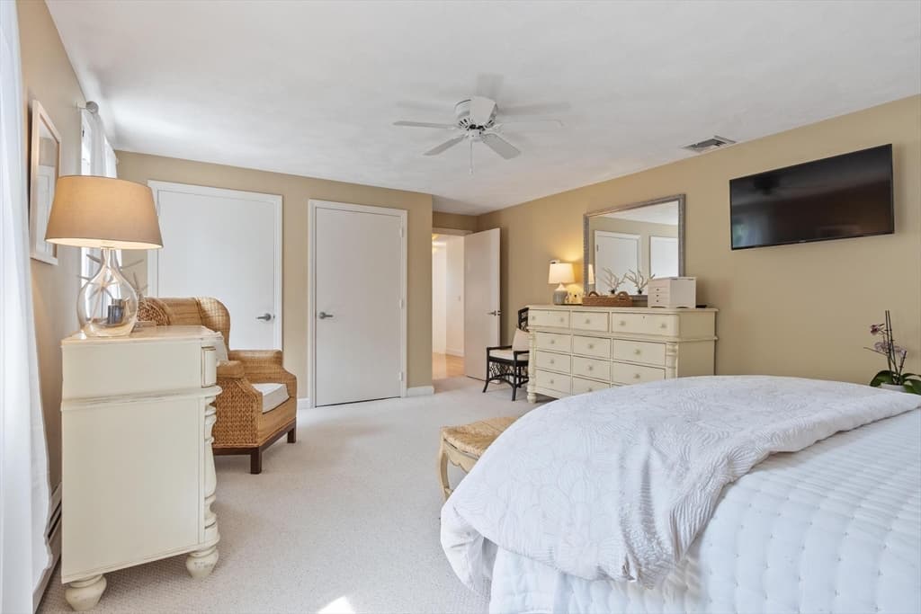 82 Pine Street, Newton MA 02465 photo 25