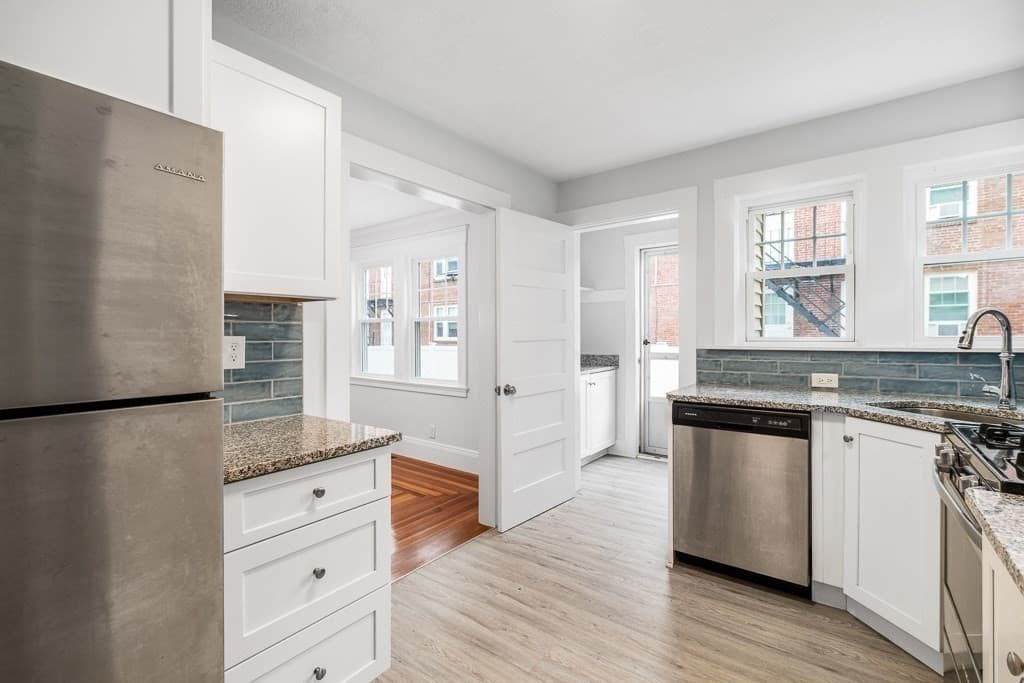 37 Richardson Ave # 37A, Wakefield MA 01880 photo 3