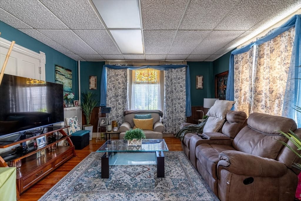 17 Rockdale St, Worcester MA 01606 photo 9