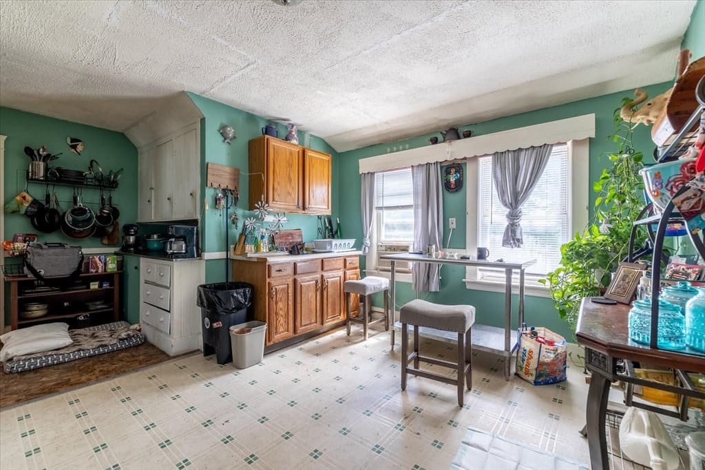 17 Rockdale St, Worcester MA 01606 photo 29