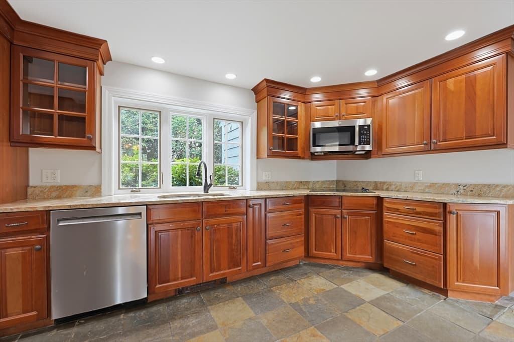 57 Bullard St, Norwood MA 02062 photo 13