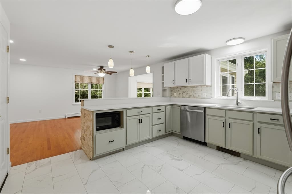 700 Main.St, Wareham MA 02571 photo 6