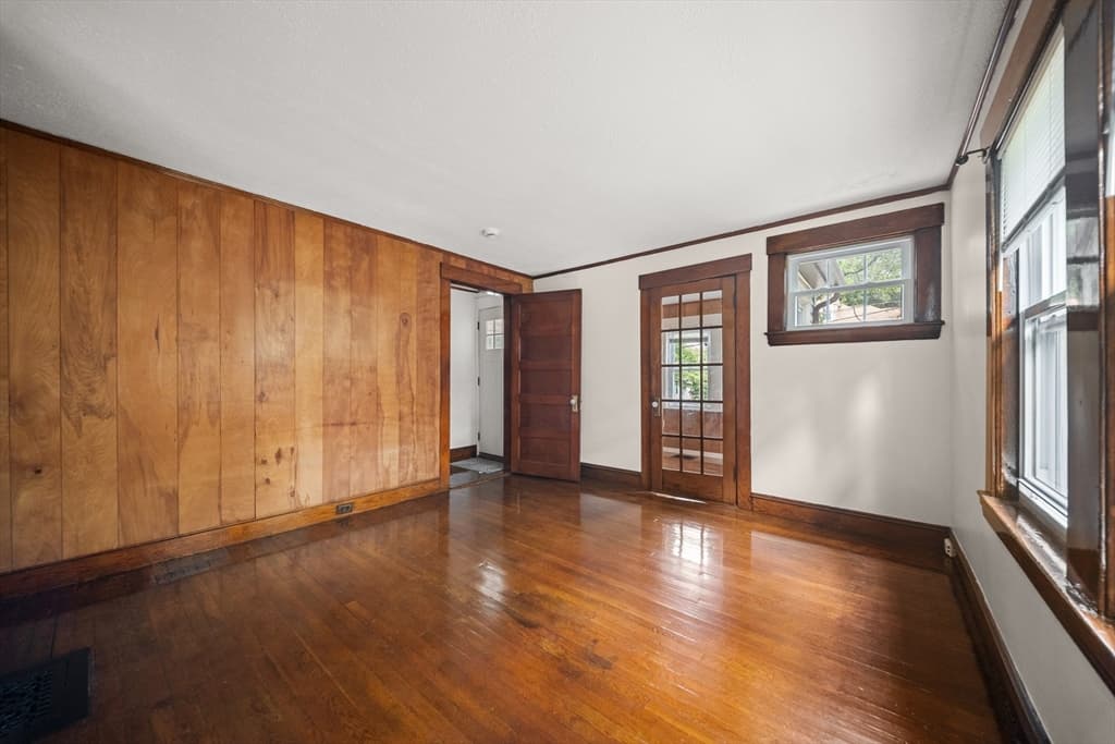 15 Shirley Street, Newton MA 02465 photo 4