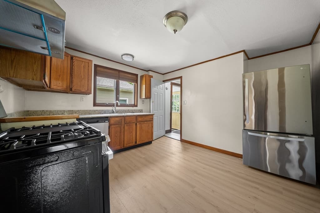 15 Shirley Street, Newton MA 02465 photo 8