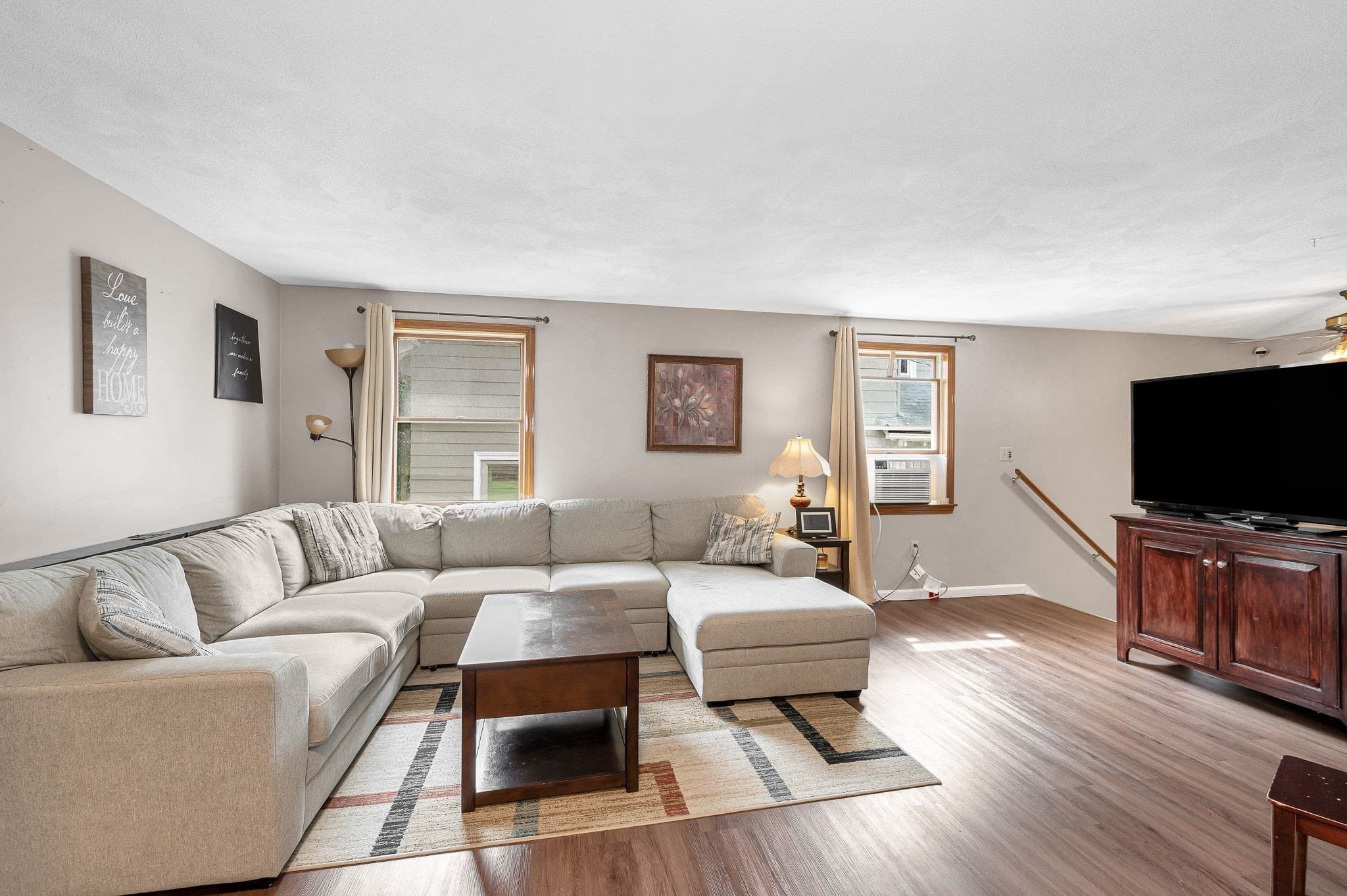 Single Family Residence at 29 Cedar Hill Ter, Swampscott MA 01907, Swampscott, photo 5 of 33