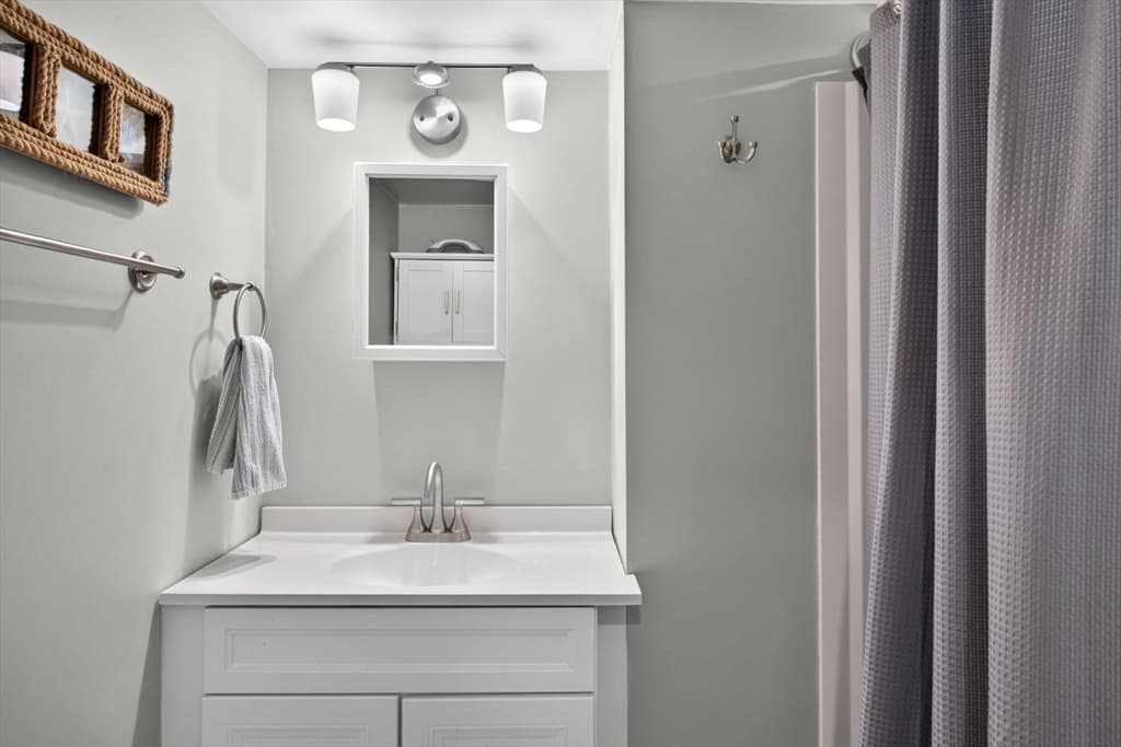 203 Monomoscoy Rd, Mashpee MA 02649 photo 20