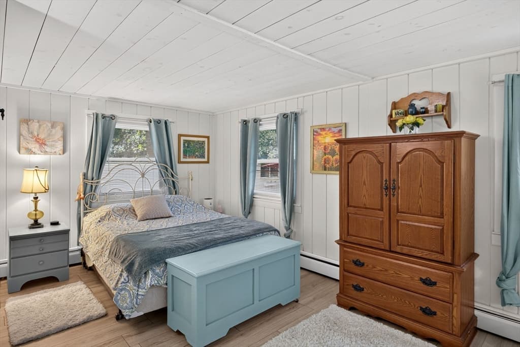 203 Monomoscoy Rd, Mashpee MA 02649 photo 9