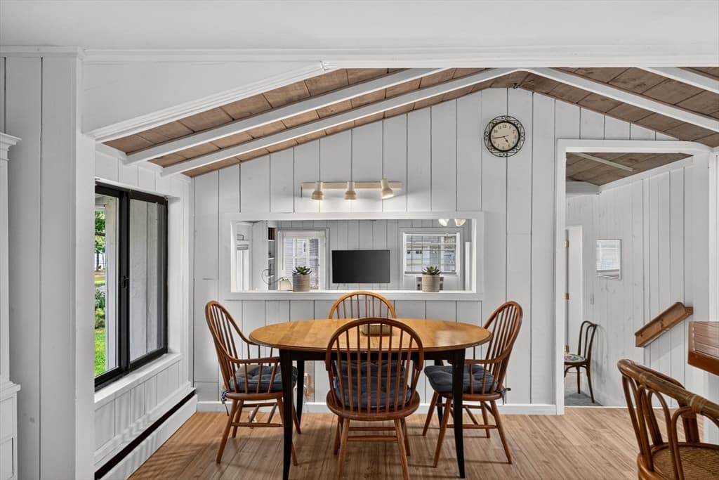203 Monomoscoy Rd, Mashpee MA 02649 photo 15