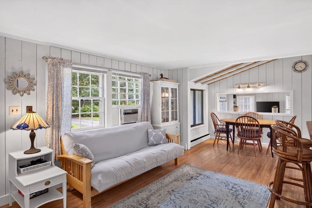 203 Monomoscoy Rd, Mashpee MA 02649 photo 4