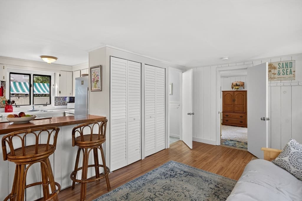 203 Monomoscoy Rd, Mashpee MA 02649 photo 8